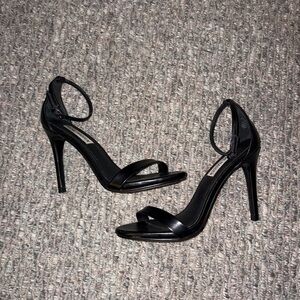 Steve Madden Sleek Black Heels